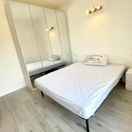 Prázdninový dům Olbialuxuryhouse *